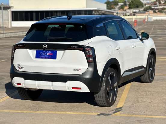 NISSAN-KICKS-2025