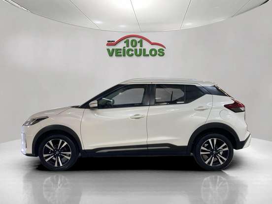 NISSAN-KICKS-2022
