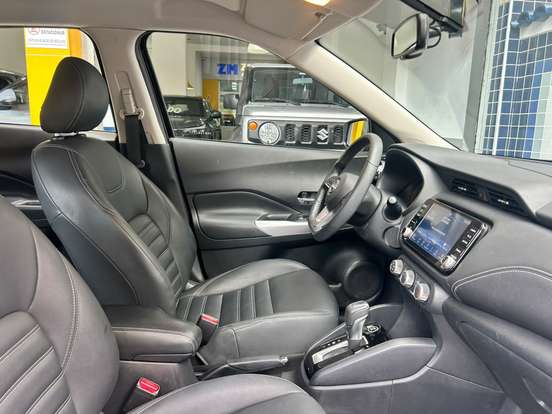 NISSAN-KICKS-2023