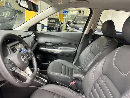 NISSAN-KICKS-2023