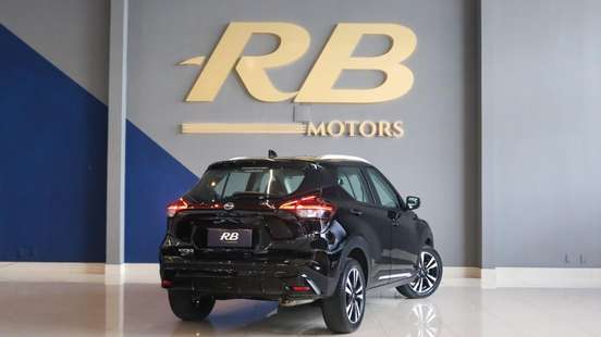 NISSAN-KICKS-2023