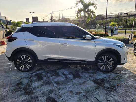NISSAN-KICKS-2024