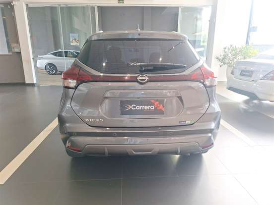 NISSAN-KICKS-2022