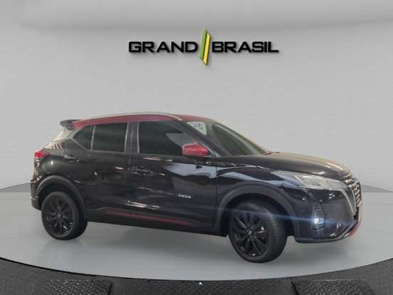 NISSAN-KICKS-2023