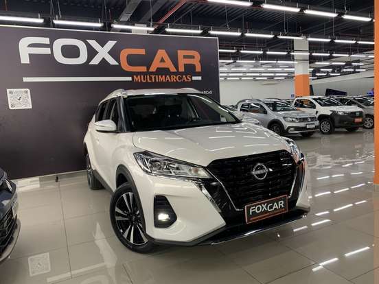 NISSAN-KICKS PLAY-2025