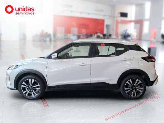 NISSAN-KICKS PLAY-2025