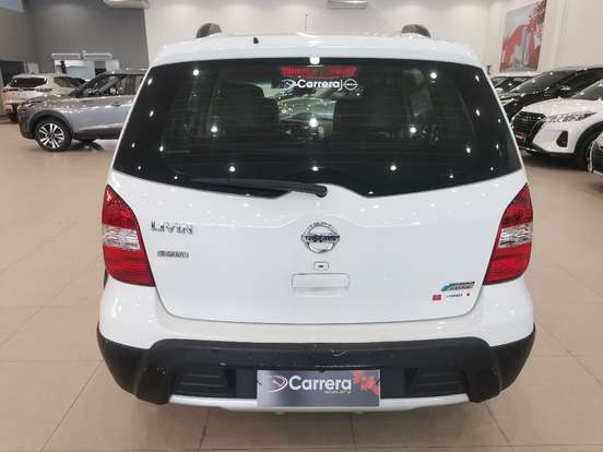 NISSAN-LIVINA-2014