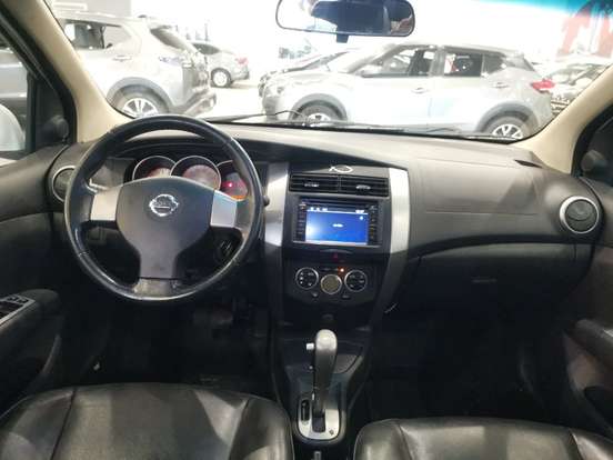 NISSAN-LIVINA-2014