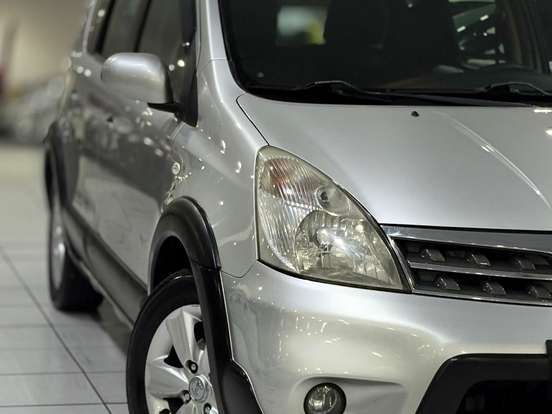 NISSAN-LIVINA-1.8 SL X-GEAR 16V FLEX 4P AUTOMÁTICO NISSAN-LIVINA-2014