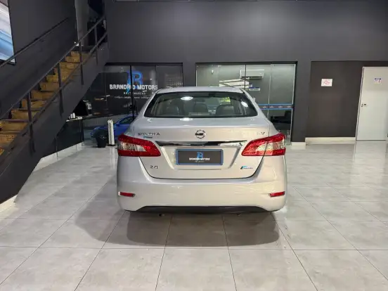 NISSAN-SENTRA-2014