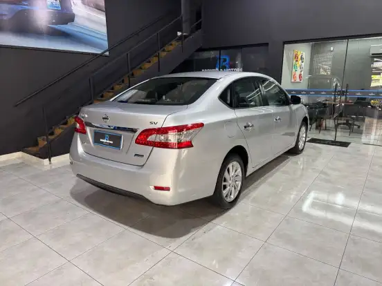 NISSAN-SENTRA-2014