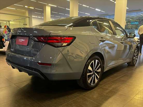 NISSAN-SENTRA-2025