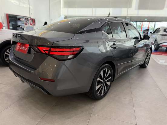NISSAN-SENTRA-2025