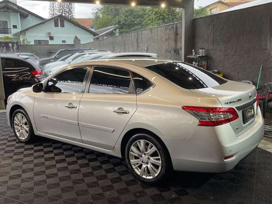 NISSAN-SENTRA-2.0 SL 16V FLEX 4P AUTOMÁTICO NISSAN-SENTRA-2014