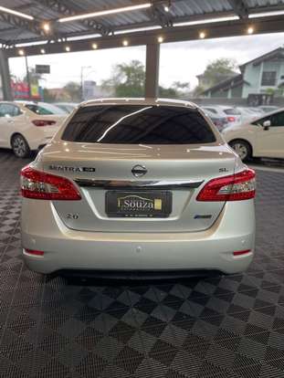 NISSAN-SENTRA-2014