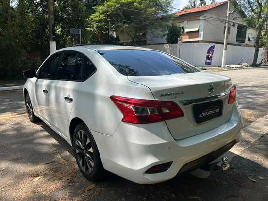 NISSAN-SENTRA-2.0 SL 16V FLEXSTART 4P AUTOMÁTICO NISSAN-SENTRA-2018
