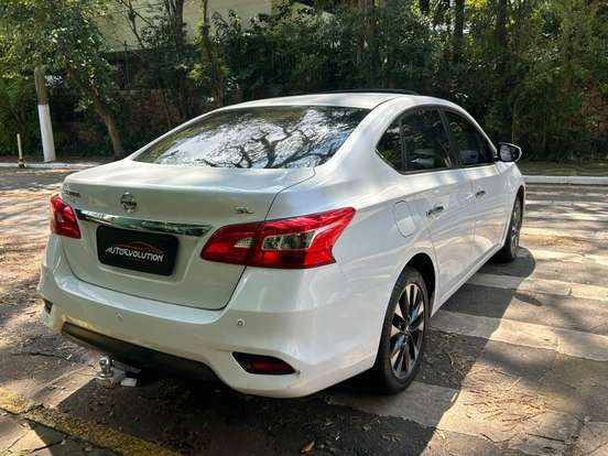 NISSAN-SENTRA-2.0 SL 16V FLEXSTART 4P AUTOMÁTICO NISSAN-SENTRA-2018