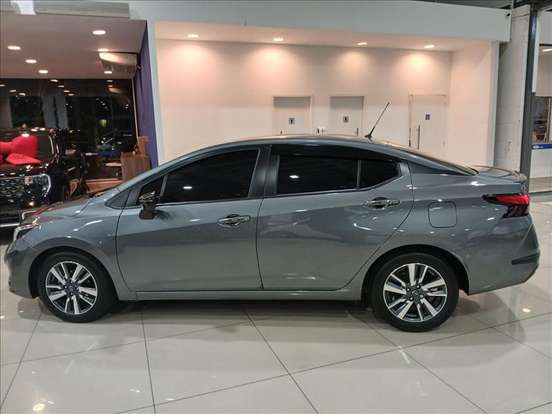 NISSAN-VERSA-2024