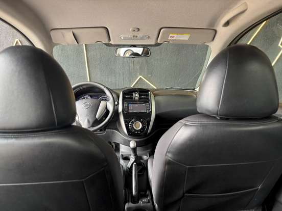NISSAN-VERSA-1.6 16V FLEXSTART UNIQUE 4P MANUAL NISSAN-VERSA-2015