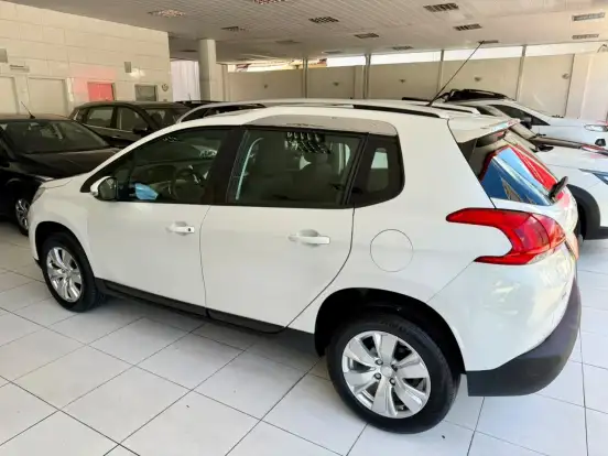 PEUGEOT-2008-1.6 16V FLEX ALLURE 4P AUTOMÁTICO PEUGEOT-2008-2015
