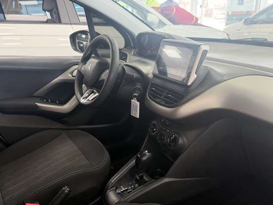 PEUGEOT-2008-1.6 16V FLEX ALLURE PACK 4P AUTOMÁTICO PEUGEOT-2008-2021