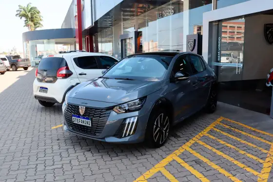 PEUGEOT 208 1.0 TURBO 200 HYBRID GT CVT