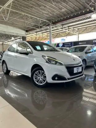 PEUGEOT-208-1.6 ALLURE 16V FLEX 4P AUTOMÁTICO PEUGEOT-208-2016