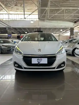 PEUGEOT-208-2016
