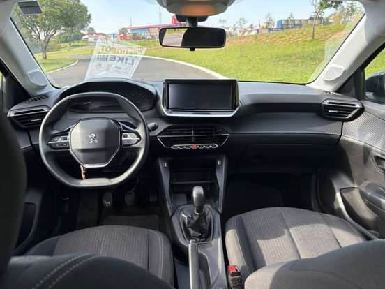 PEUGEOT-208-2024