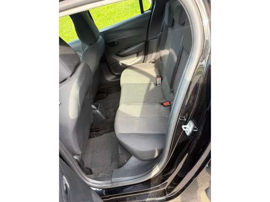 PEUGEOT-208-2024