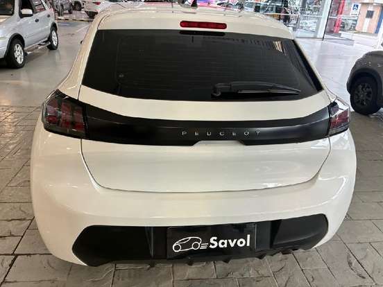 PEUGEOT-208-2023
