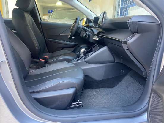 PEUGEOT-208-1.0 TURBO 200 FLEX ALLURE CVT PEUGEOT-208-2024