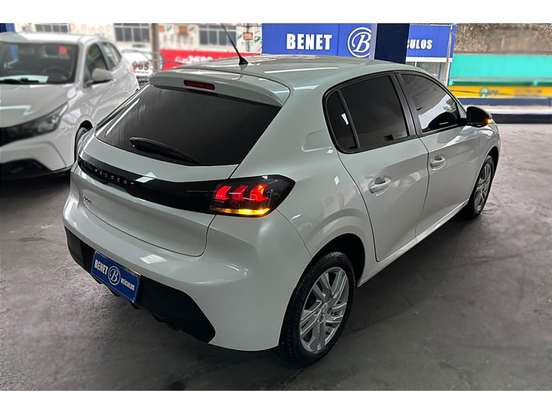 PEUGEOT-208-2022