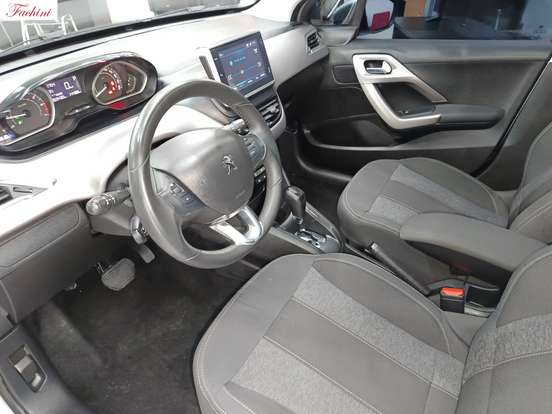 PEUGEOT-208-1.6 GRIFFE 16V FLEX 4P AUTOMÁTICO PEUGEOT-208-2020