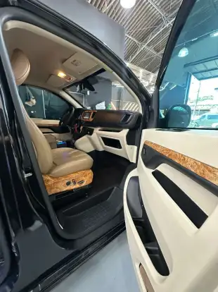 PEUGEOT-EXPERT-2020