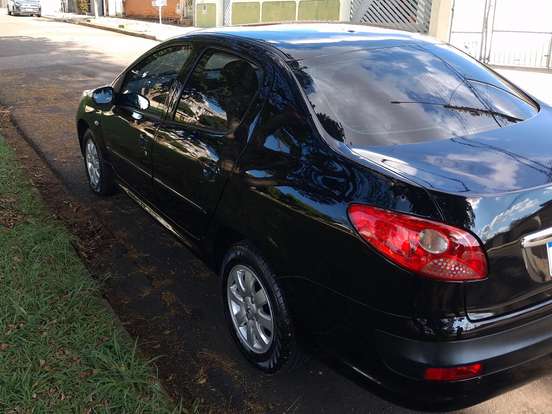 PEUGEOT-207-2009