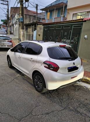PEUGEOT 208 1.6 ALLURE 16V FLEX 4P AUTOMÁTICO