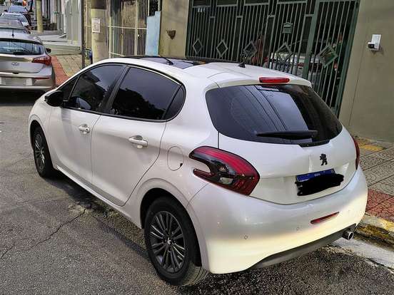PEUGEOT-208-1.6 ALLURE 16V FLEX 4P AUTOMÁTICO PEUGEOT-208-2017