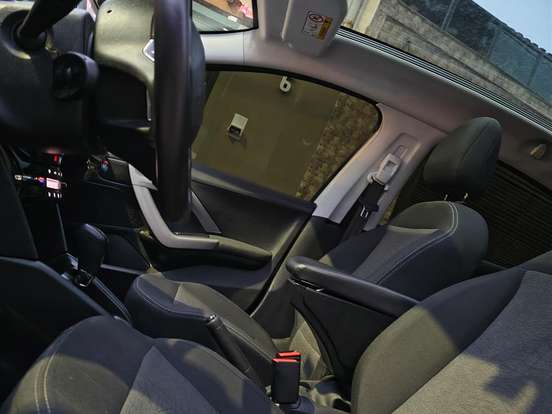 PEUGEOT-208-1.6 ALLURE 16V FLEX 4P AUTOMÁTICO PEUGEOT-208-2017