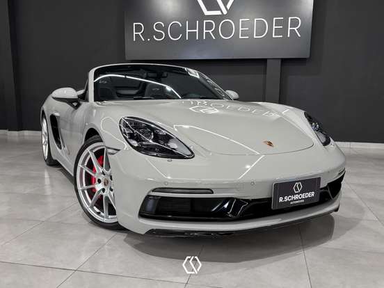 PORSCHE-718-2023