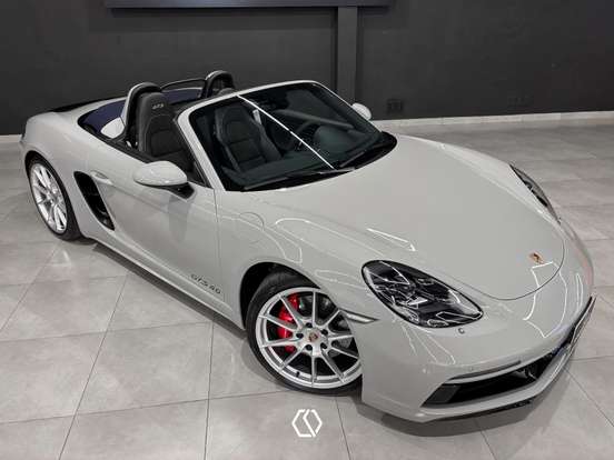 PORSCHE-718-2023