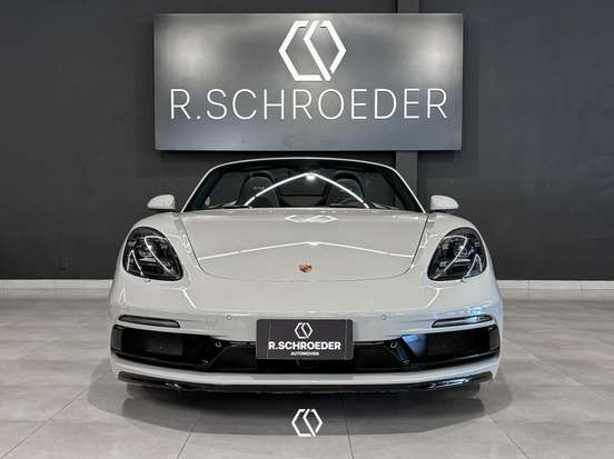 PORSCHE-718-2023