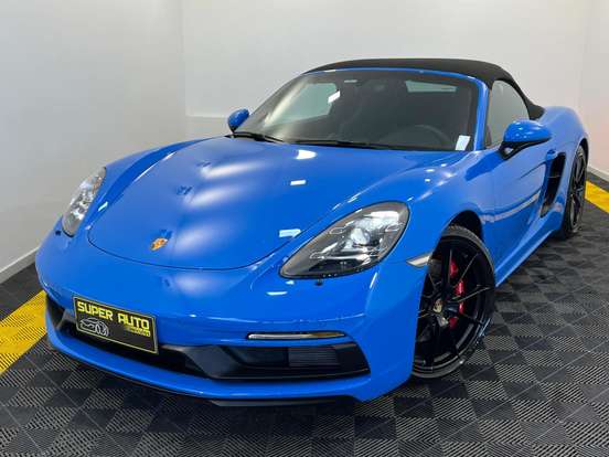 PORSCHE-718-2023