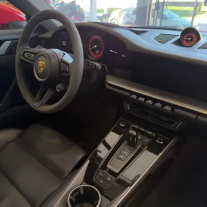 PORSCHE-911-2021