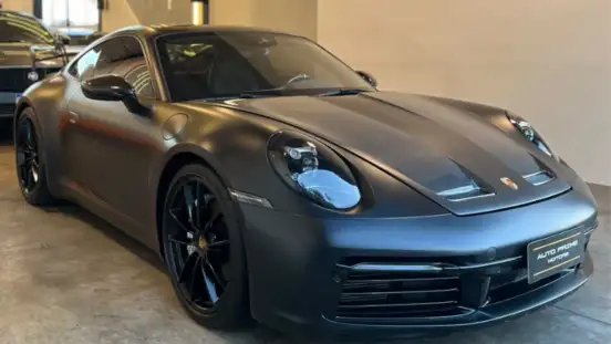 PORSCHE-911-2020
