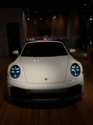 PORSCHE-911-2025