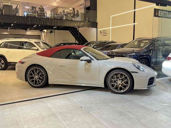 PORSCHE-911-2025