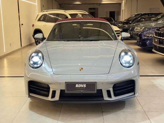 PORSCHE-911-2025