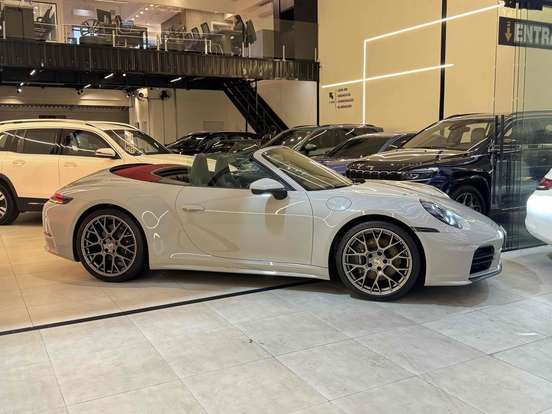 PORSCHE-911-2025