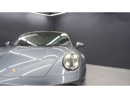 PORSCHE-911-2025